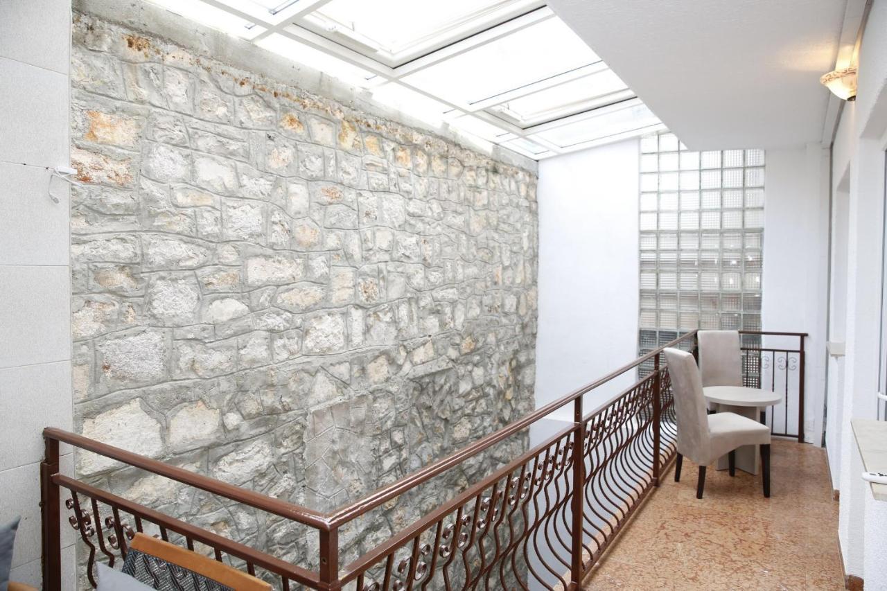 City Center Suites Vodice Esterno foto