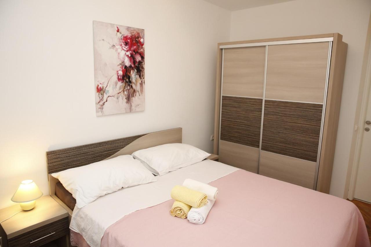 City Center Suites Vodice Esterno foto