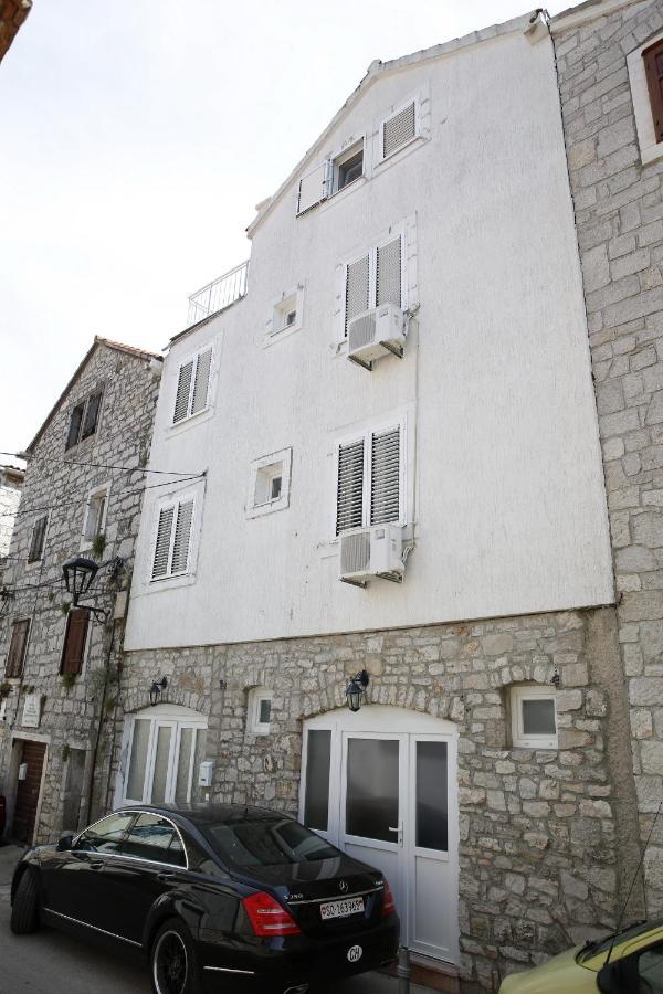 City Center Suites Vodice Esterno foto
